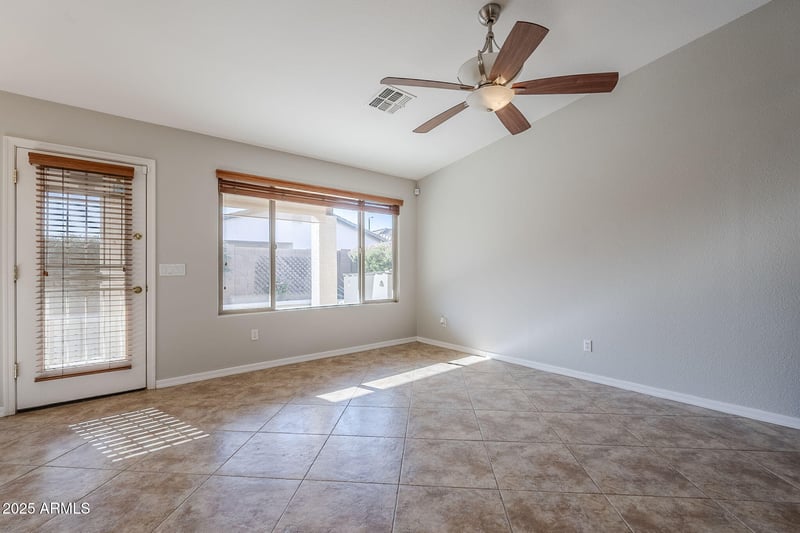 3649 Hazeltine Way, Chandler, AZ 85249