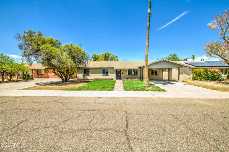 3650 Emile Zola Ave, Phoenix, AZ 85032