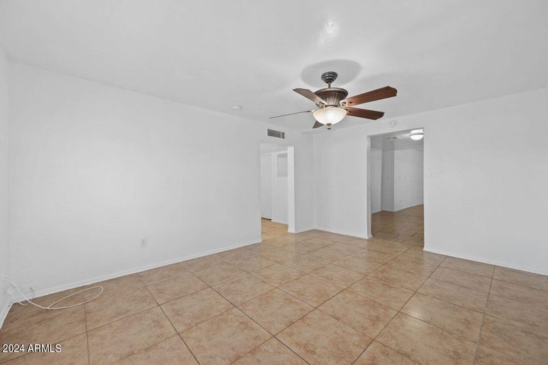 3650 W Pierce St, Phoenix, AZ 85009