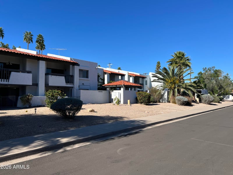 3652 70th St #H, Scottsdale, AZ 85251