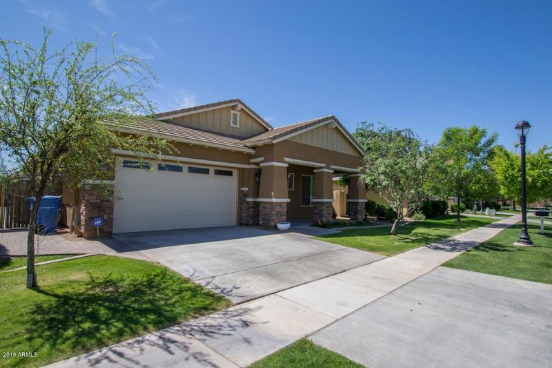 3653 E Robin Ln, Gilbert, AZ 85296