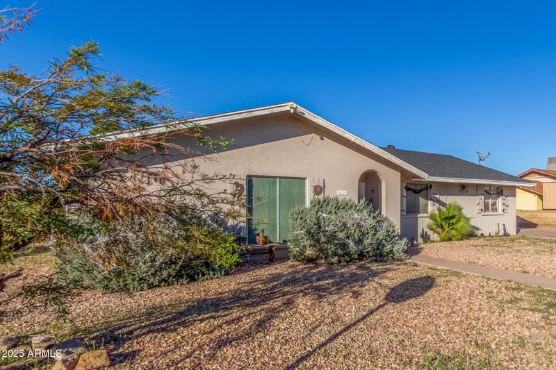 3654 Shangri La Rd, Phoenix, AZ 85029