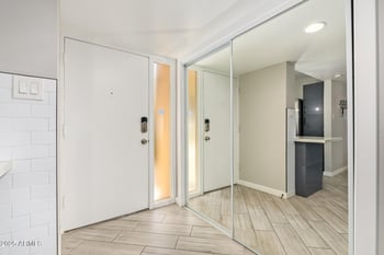 3655 5th Ave #108, Phoenix, AZ 85013