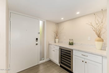 3655 5th Ave #115, Phoenix, AZ 85013