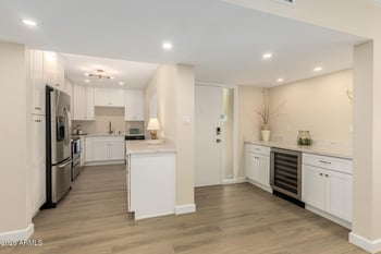 3655 5th Ave #115, Phoenix, AZ 85013