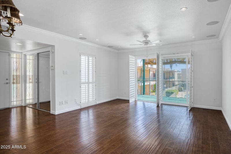 3655 5th Ave #203, Phoenix, AZ 85013