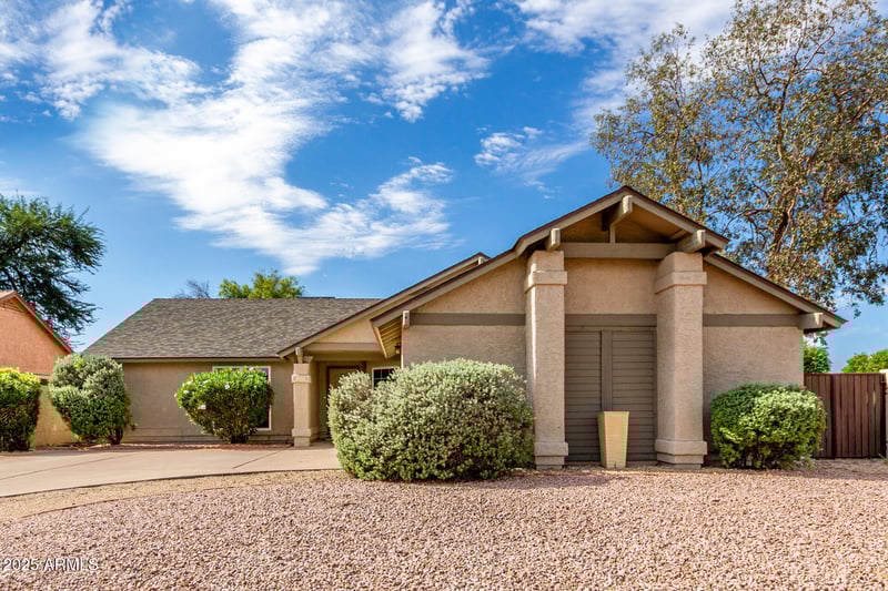 3655 Del Rio St, Chandler, AZ 85226