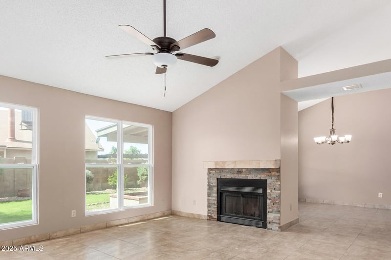 3655 Del Rio St, Chandler, AZ 85226