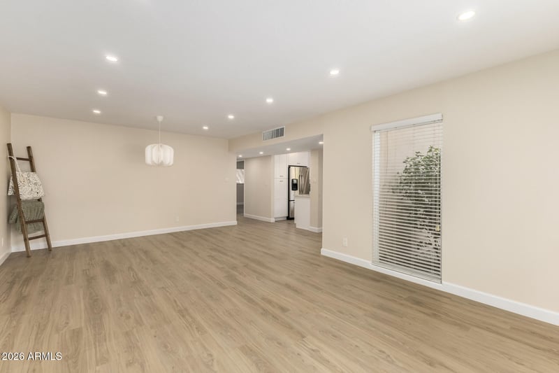 3655 5th Ave #115, Phoenix, AZ 85013