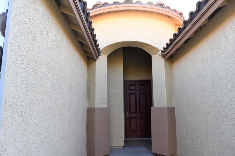 3655 S Danielson Way, Chandler, AZ 85286