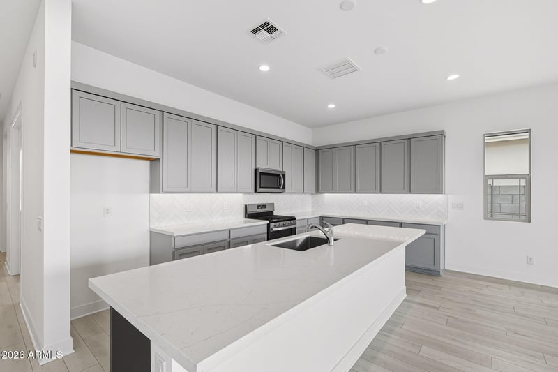 3658 Horse Trail Way, San Tan Valley, AZ 85144