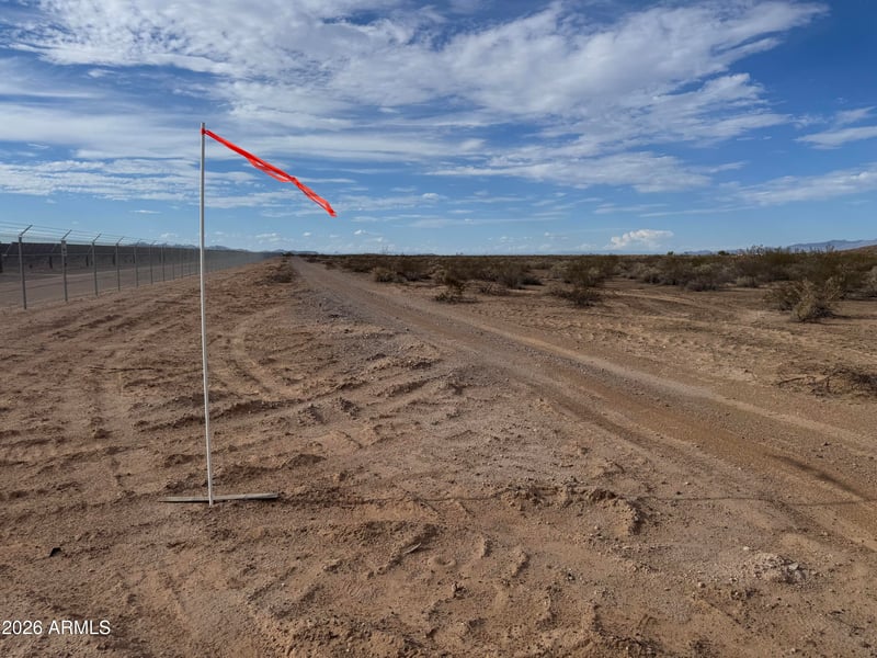 365XX Vineyard Rd #-, Tonopah, AZ 85354