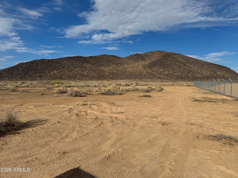 365XX Vineyard Rd #-, Tonopah, AZ 85354