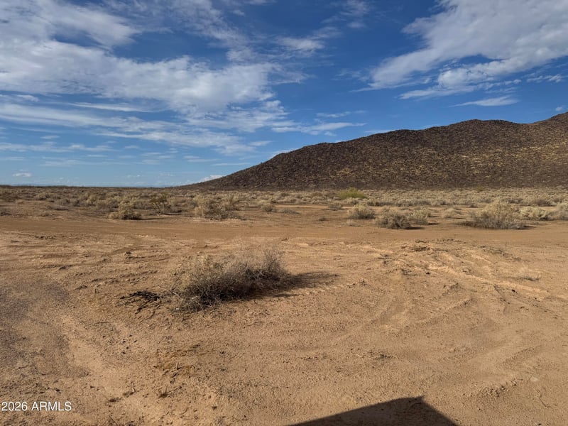 365XX Vineyard Rd #-, Tonopah, AZ 85354