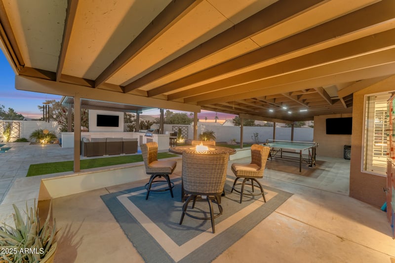 366 Brisa Dr, Gilbert, AZ 85233