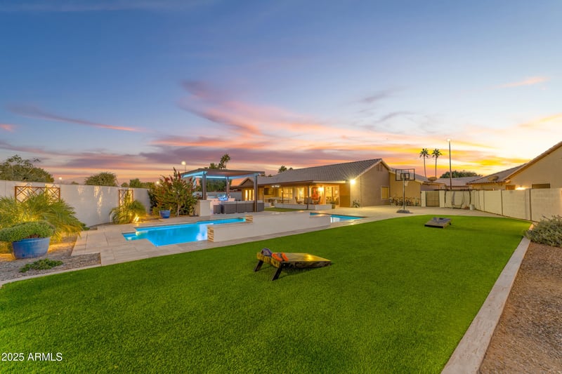 366 Brisa Dr, Gilbert, AZ 85233