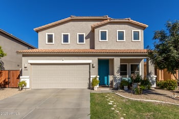 366 Mule Train Trl, San Tan Valley, AZ 85143