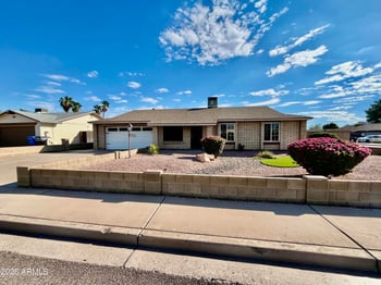 3661 W Campo Bello Dr, Glendale, AZ 85308