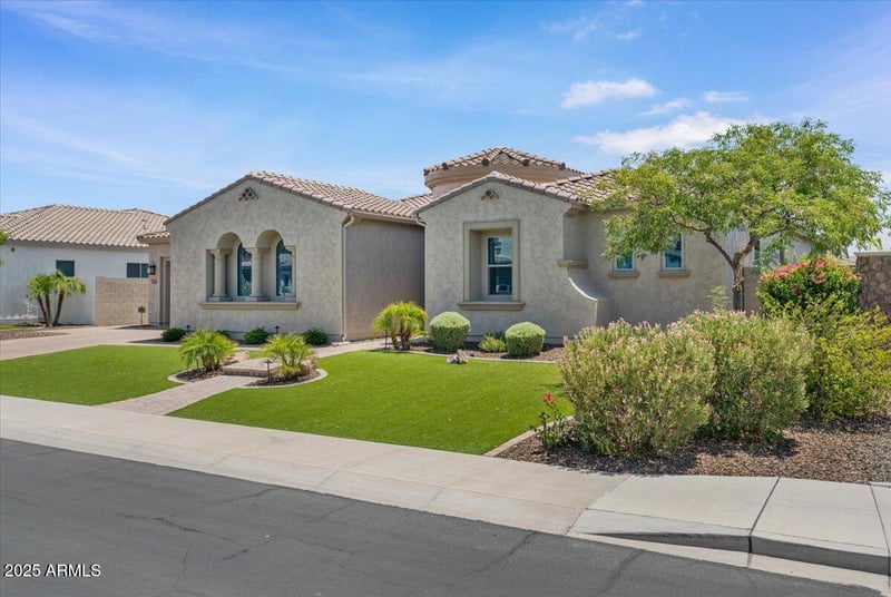 3663 E Strawberry Dr, Gilbert, AZ 85298