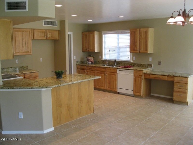 3663 E Washington Ave, Gilbert, AZ 85234