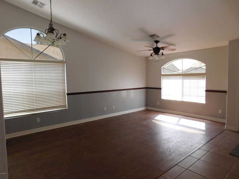 3664 E Whitehall Dr, San Tan Valley, AZ 85140