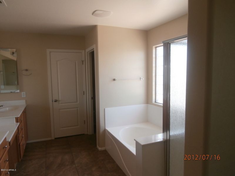 3668 E Parkview Dr, Gilbert, AZ 85295