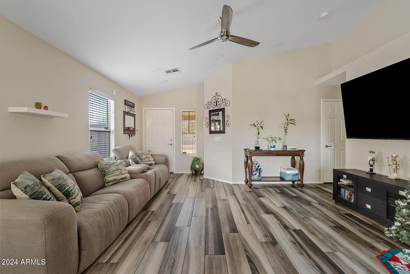 3668 Los Altos Rd, Gilbert, AZ 85297
