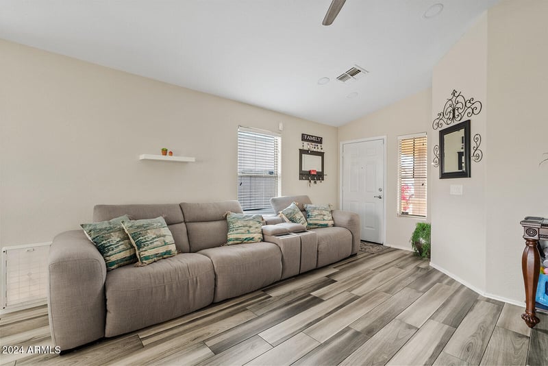 3668 Los Altos Rd, Gilbert, AZ 85297