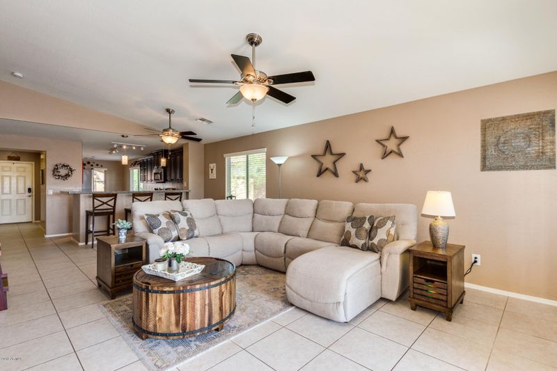 3668 S 186th Ln, Goodyear, AZ 85338