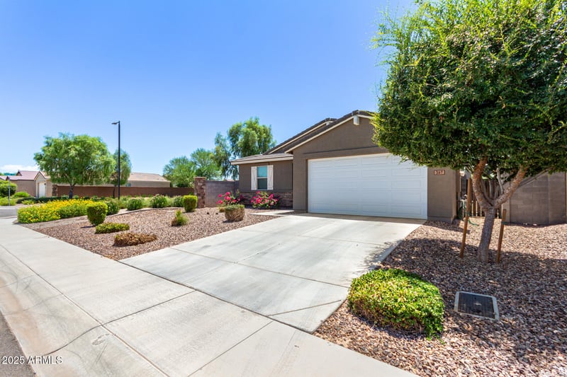 367 Chapawee Trl, San Tan Valley, AZ 85140