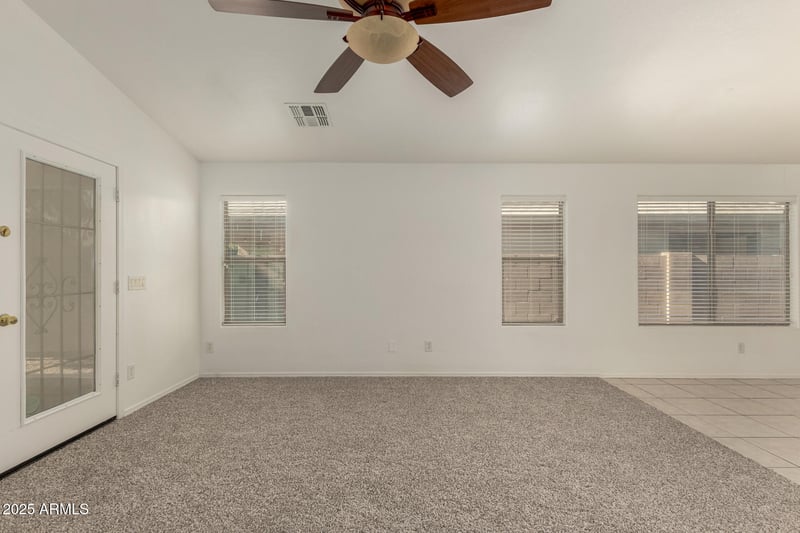 367 Holstein Trl, San Tan Valley, AZ 85143