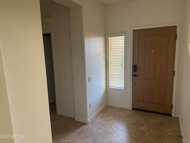 3670 Zachary Dr, Phoenix, AZ 85050