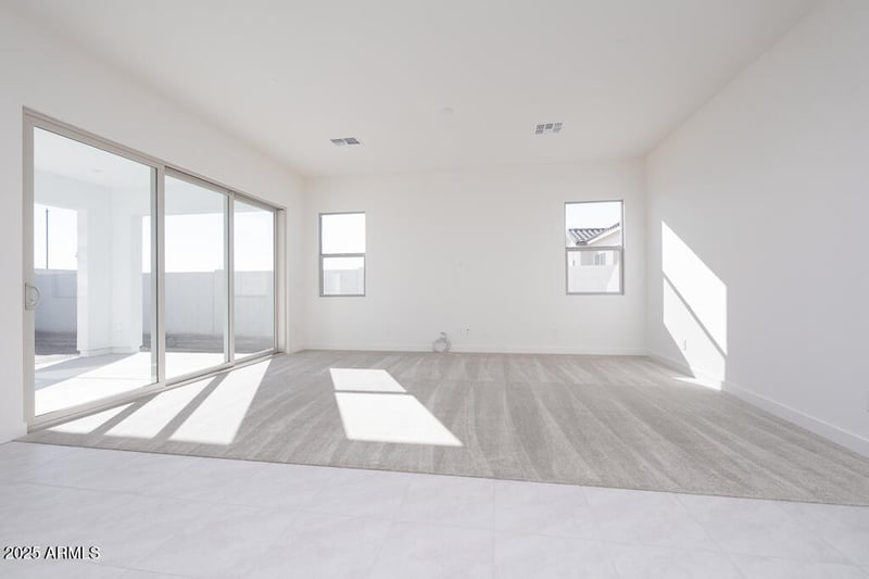 36703 Torrontes Dr, San Tan Valley, AZ 85140