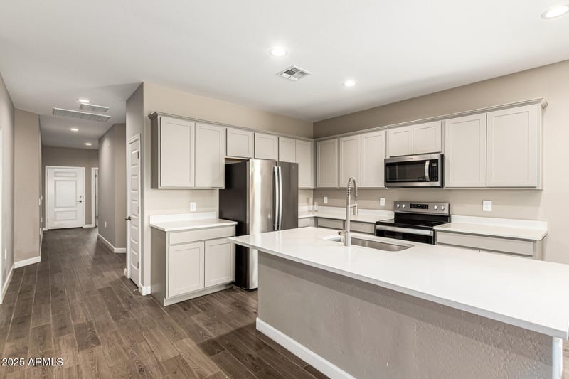 36708 Petra Dr, San Tan Valley, AZ 85143
