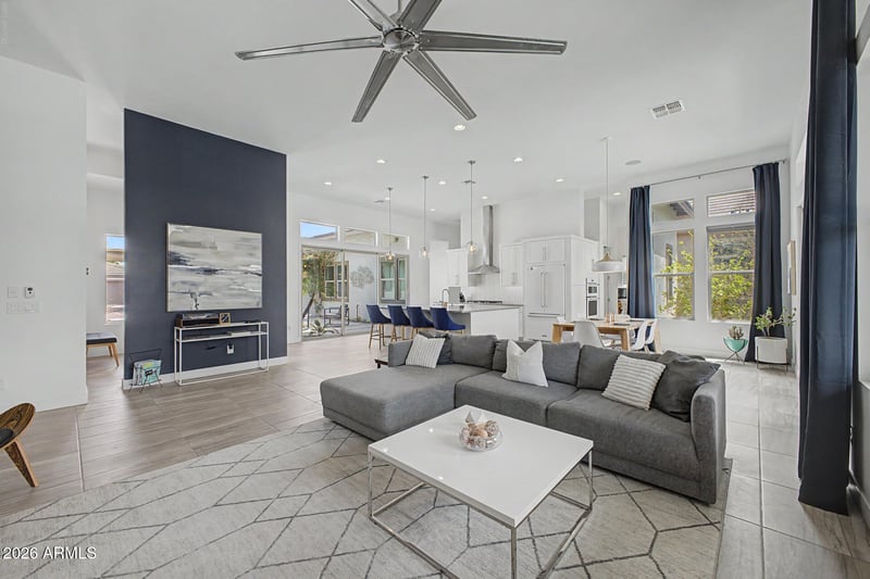 3671 E Aquarius Pl, Chandler, AZ 85249
