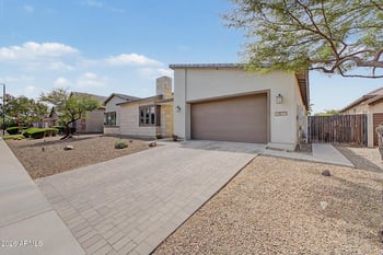 3671 E Aquarius Pl, Chandler, AZ 85249