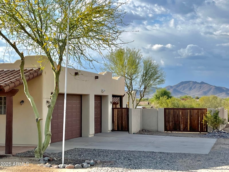 36721 17th Ave, Phoenix, AZ 85086