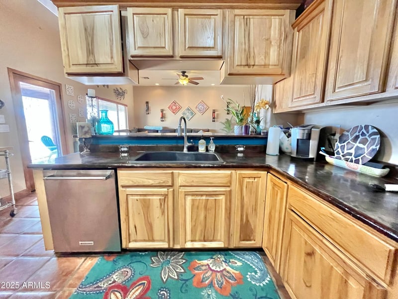 36721 17th Ave, Phoenix, AZ 85086
