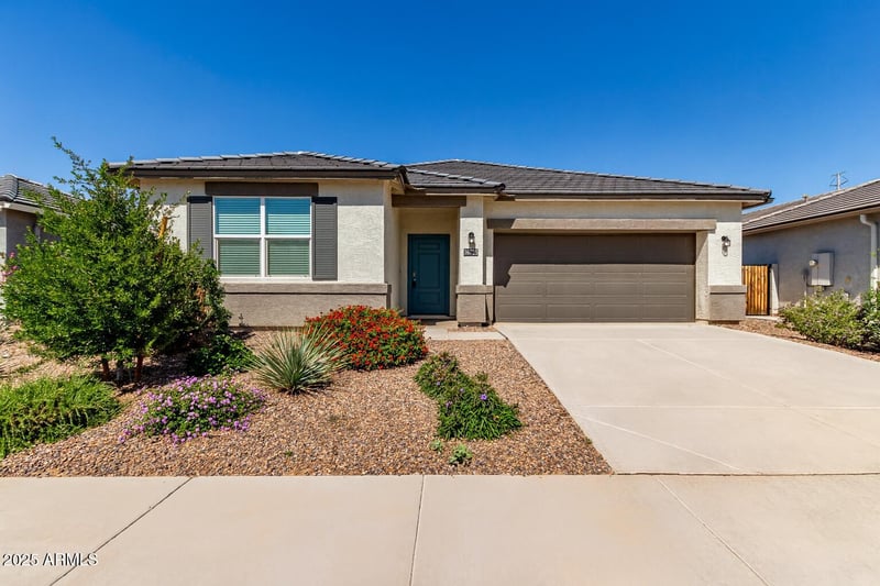 36725 Alderney Ct, San Tan Valley, AZ 85143