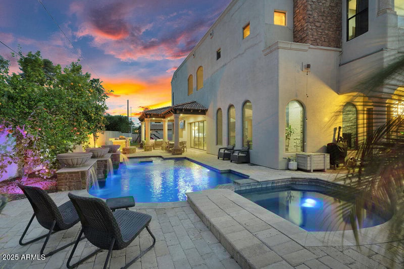 3675 59th Pl, Phoenix, AZ 85018