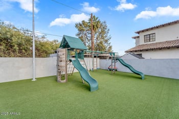 3675 59th Pl, Phoenix, AZ 85018