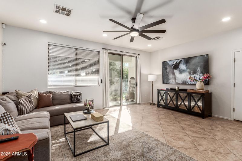3675 E Parkview Dr, Gilbert, AZ 85295