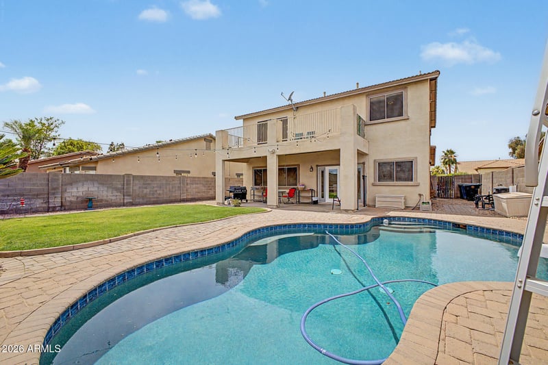 3675 S Joshua Tree Ln, Gilbert, AZ 85297