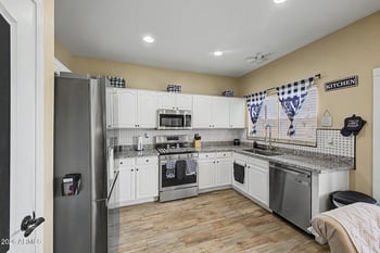 3675 Joshua Tree Ln, Gilbert, AZ 85297