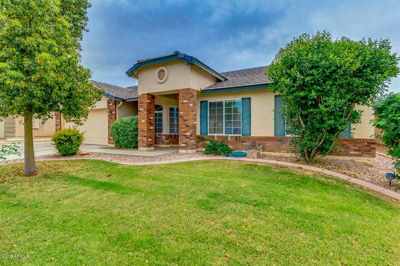 3681 E Whitehall Dr, San Tan Valley, AZ 85140