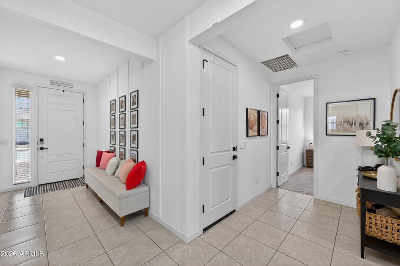 36810 Camarillo Dr, San Tan Valley, AZ 85140
