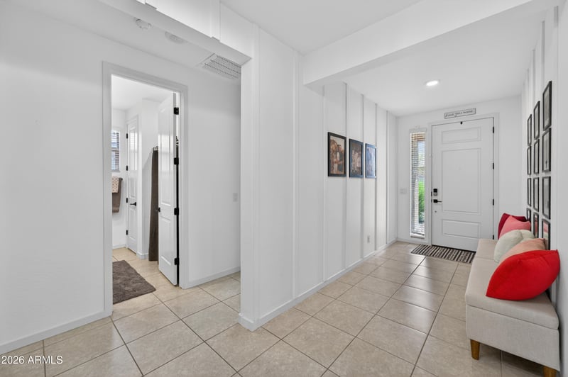 36810 Camarillo Dr, San Tan Valley, AZ 85140