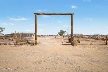 36822 Harrison St, Tonopah, AZ 85354