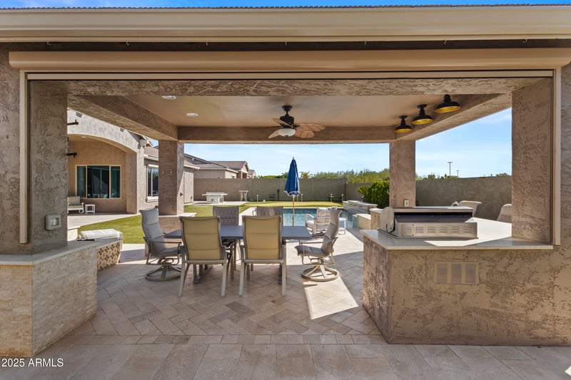 3683 Cassia Ln, Gilbert, AZ 85298