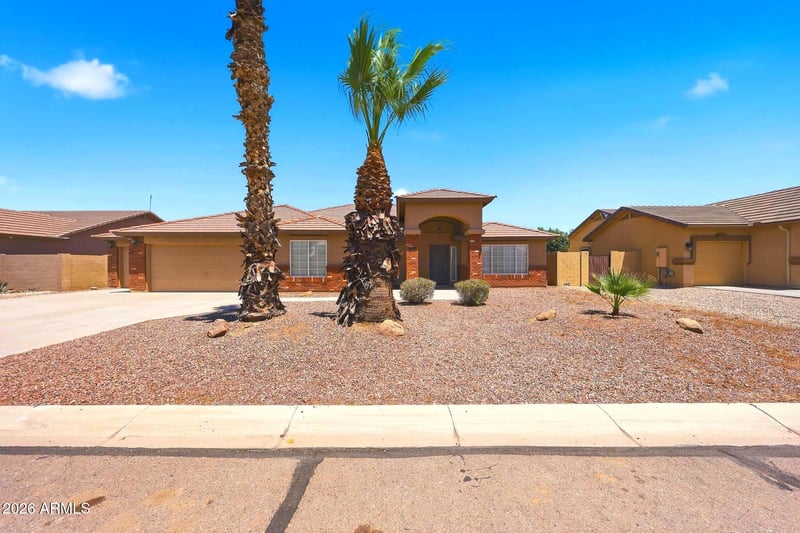3686 Meadow Land Dr, San Tan Valley, AZ 85140